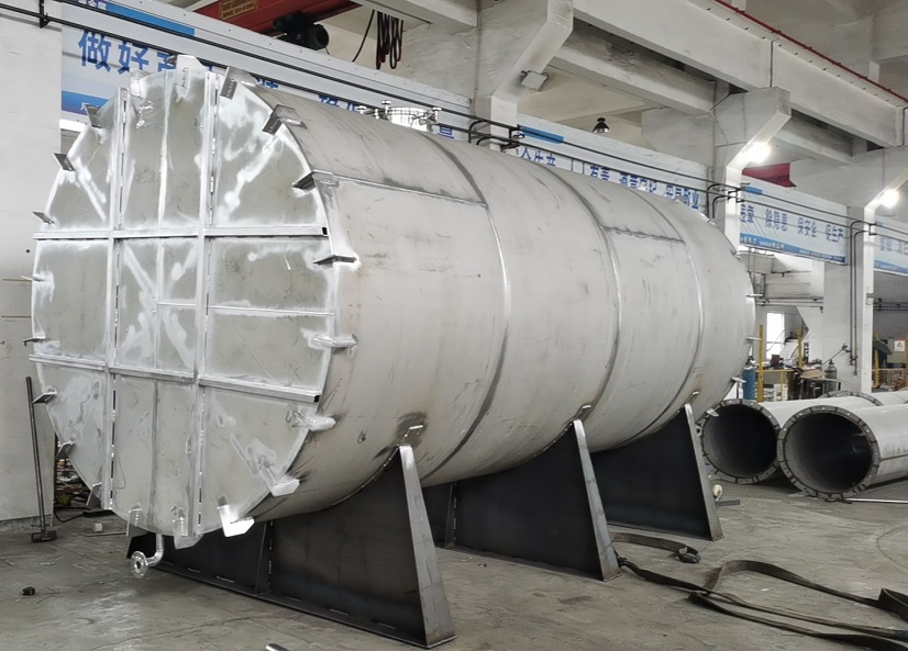 1714372954924696.jpg 储水罐2.jpg